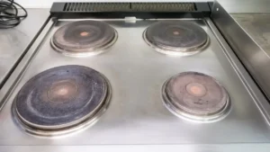 how to clean electric stove top